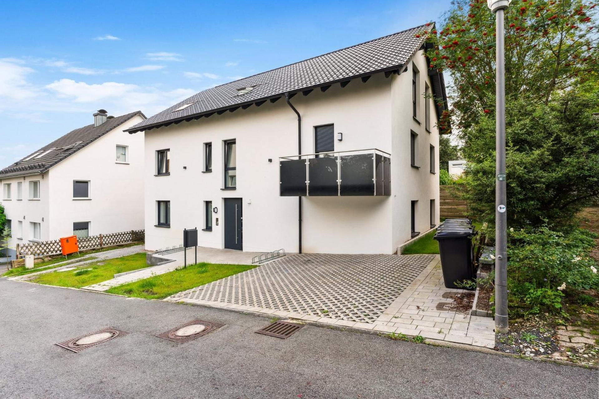 Deluxe Apartment In Bielefeld City Mit Parkplatz Und Terrasse Dış mekan fotoğraf